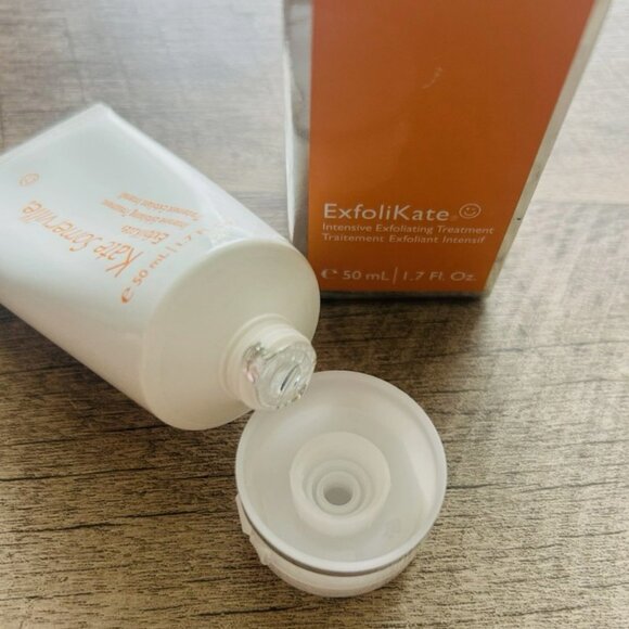 KATE SOMERVILLE | ExfoliKate Intensive Exfoliating Treatment (Brand New!) 💘 NIB - Picture 2 of 5